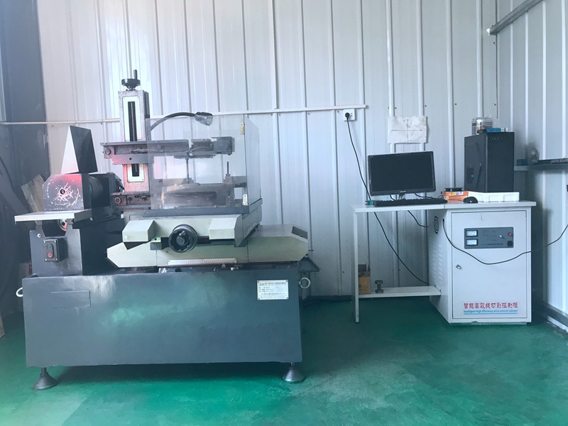 銅鑲鈰鎢電極加工設(shè)備
